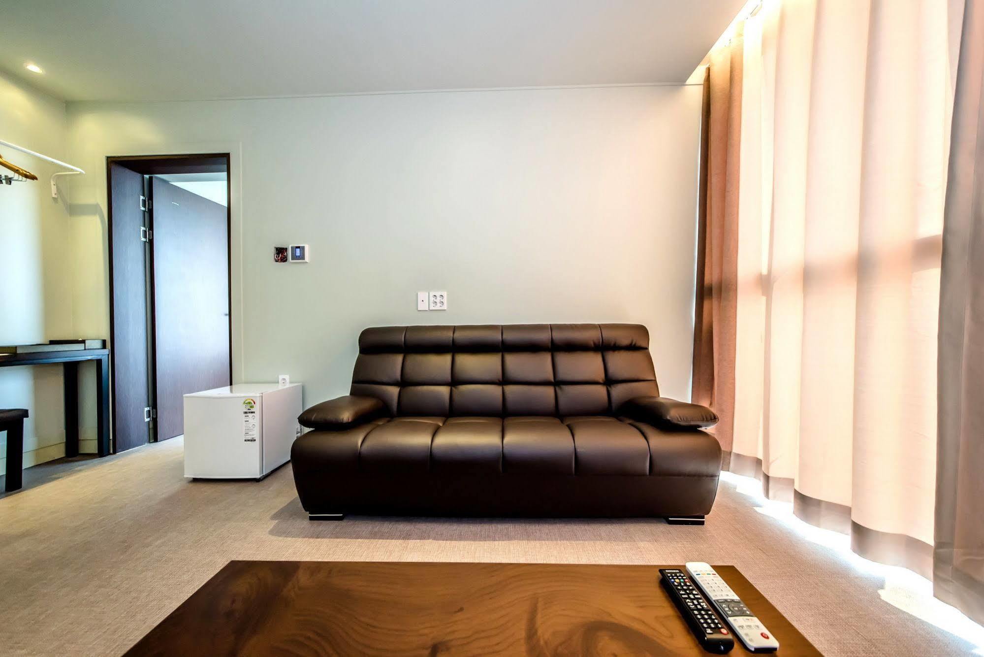 Sunrise Hotel Jungmun Branch Seogwipo Esterno foto